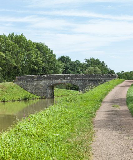 Vue d'ensemble du pont.