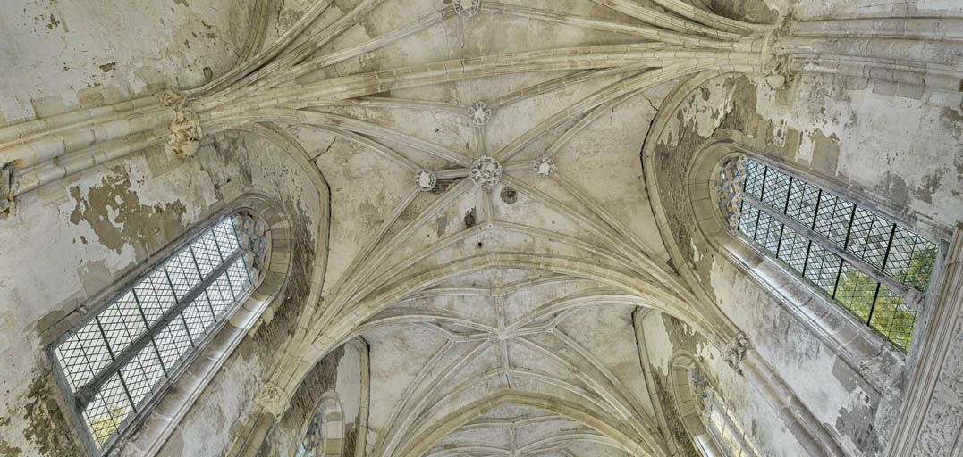 Intérieur de la chapelle : voûtes de la nef.