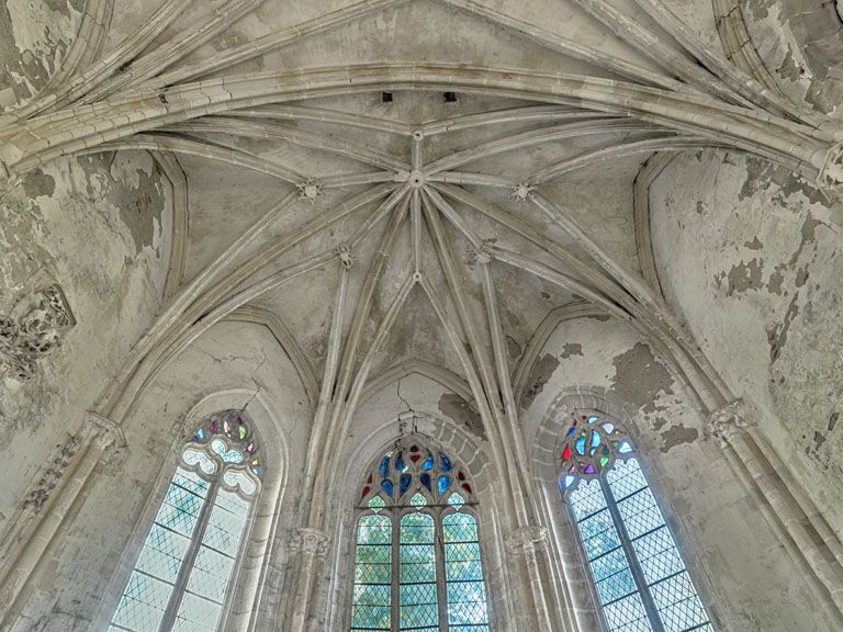 Intérieur de la chapelle : voûtes du choeur.