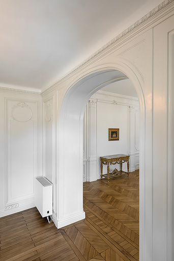 Arc séparant la chambre de toilette et la grande chambre (vue depuis la chambre de toilette).