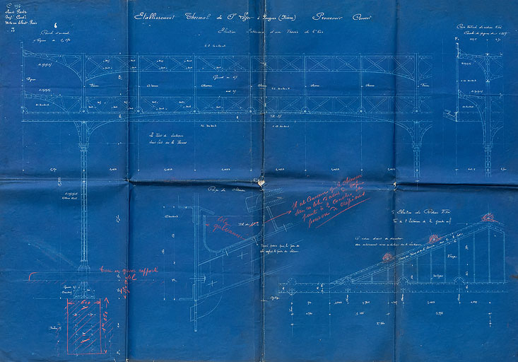 Promenoirs d'Ernest Panz (1895) : détails de l'assemblage des fermes métalliques.
