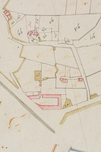 Situation de l'auberge dans le plan du cadastre ancien dit napoléonien (1812).