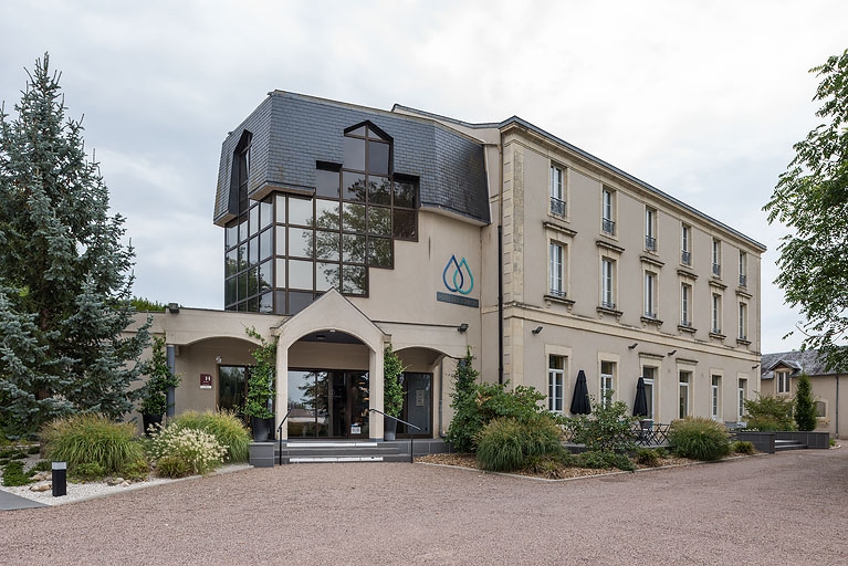 Façade après les travaux de modernisation de 2017.