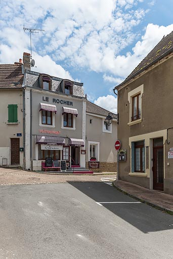 Façade de la maison sur la place du Tourniquet.