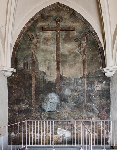 Peinture monumentale dans l'ancienne chapelle du Saint-Sépulcre, au rez-de-chaussée de la tour sud (2022).