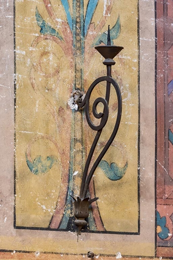 Nef, mur nord (2022) : luminaire d'applique.