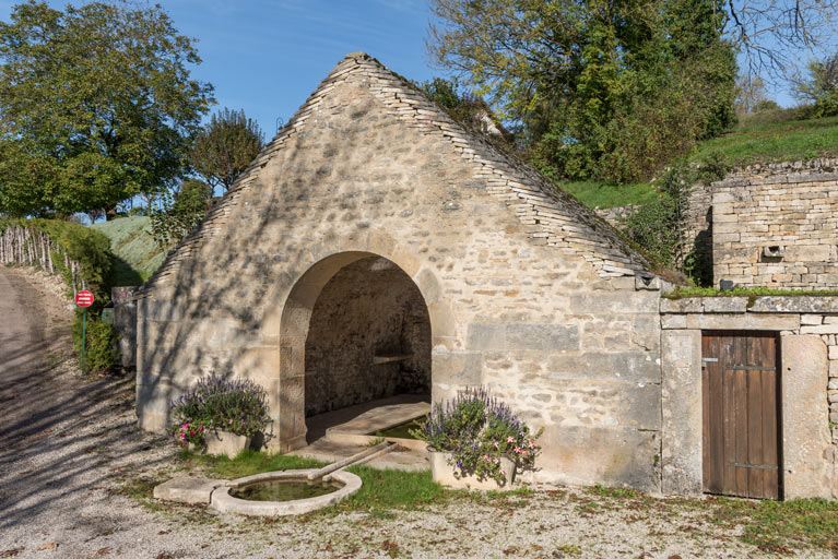 Vue de la façade ouest. 