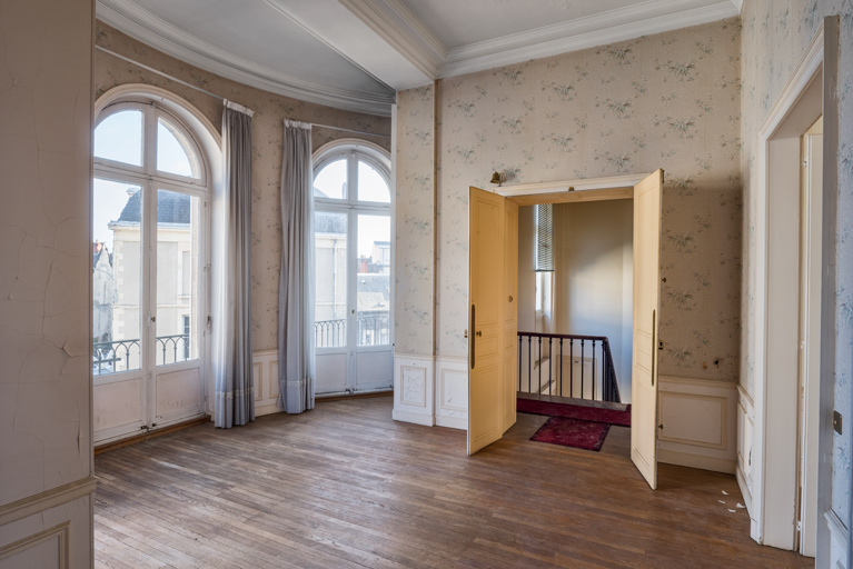 Premier étage, appartement du caissier, vestibule.