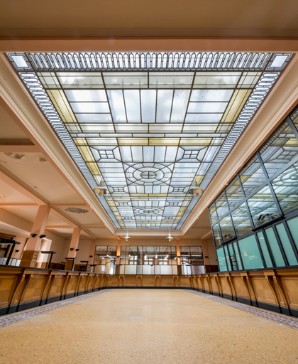 Hall du public, verrière.