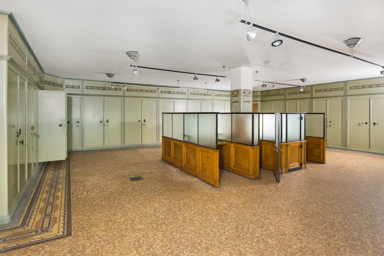 Sous-sol, salle des coffres.