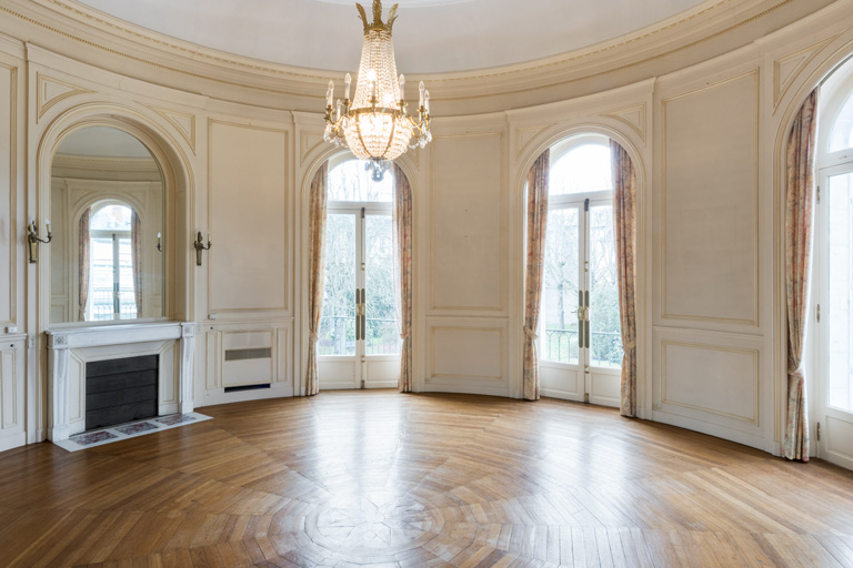Premier étage, appartement du directeur, salon.