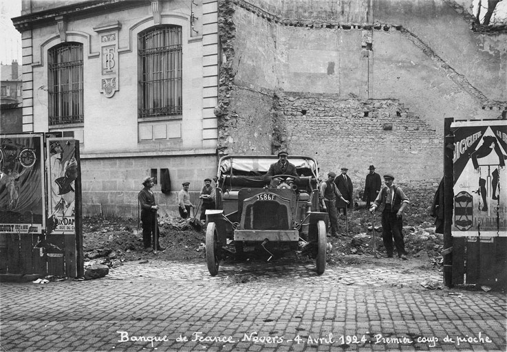 Chantier de construction (4 avril 1924).