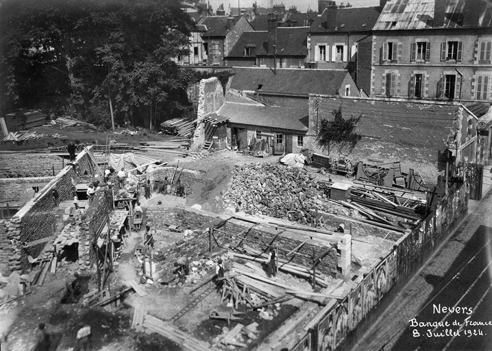 Chantier de construction (8 juillet 1924).