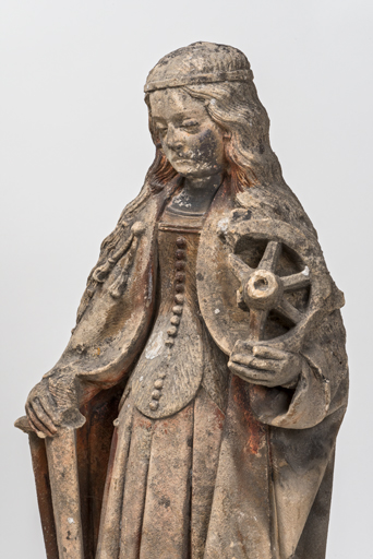 Détail : partie supérieure vue de trois quarts.