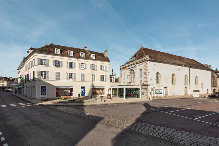 Vue d'ensemble, depuis l'est.