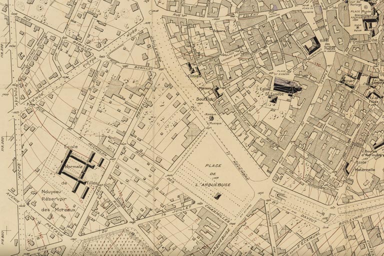 Plan topographique de la ville de Auxerre (Yonne) [...] par la société des plans régulateurs de villes MM. Danger FF [...], 1931. [Détail : la place de l'Arquebuse et le Grand casino auxerrois].