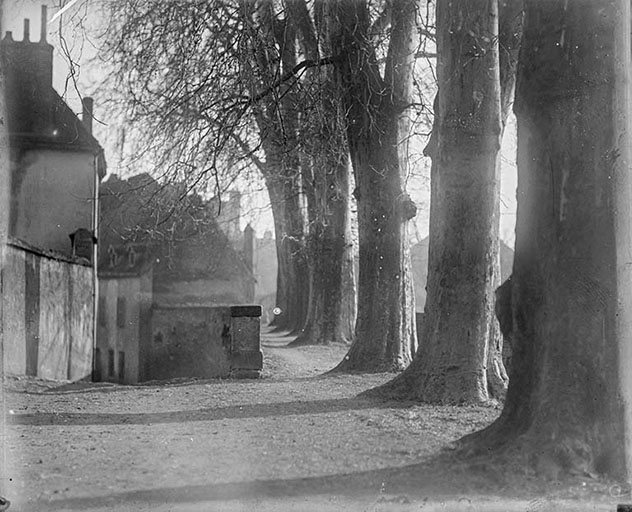 Promenade sur le rempart des Dames. 