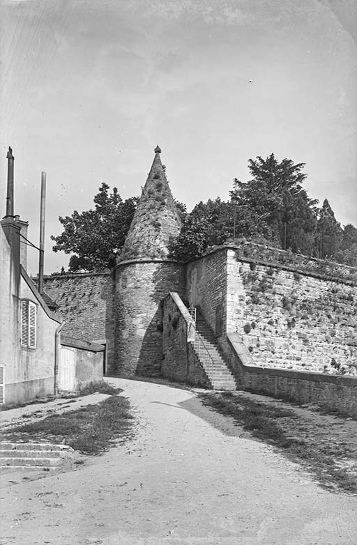 Rempart Madeleine et tour des Billes.