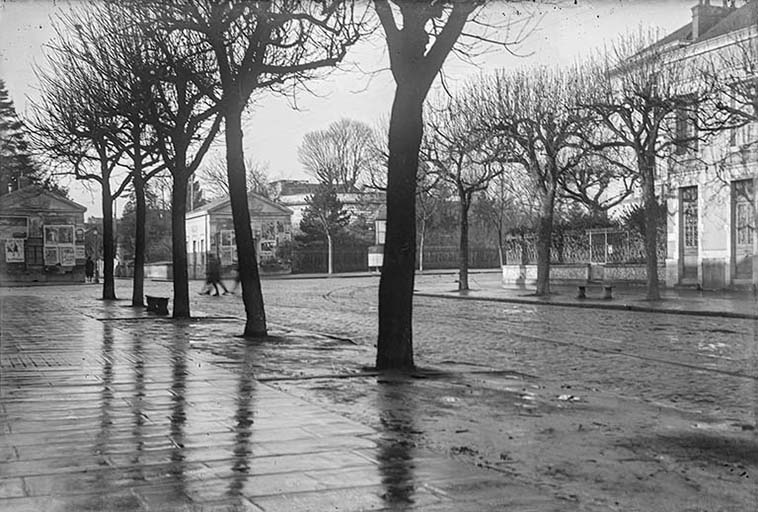 Avenue de la gare et octrois. S.d.