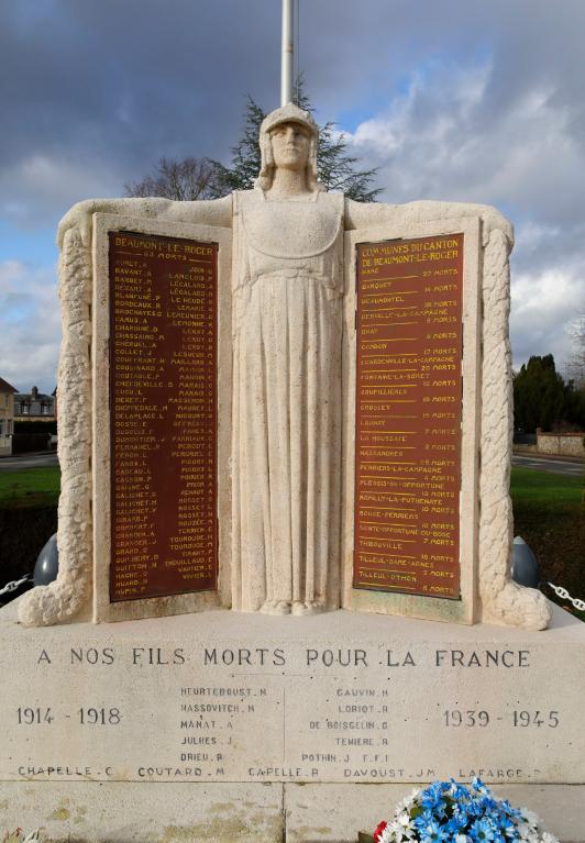 Vue d'ensemble de la partie statuaire.