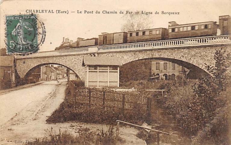 Le pont de chemin de fer - ligne de Serqueux.- Carte postale, vers 1910 (Collection particulière).