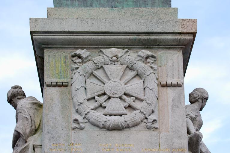 Croix de guerre, détail.