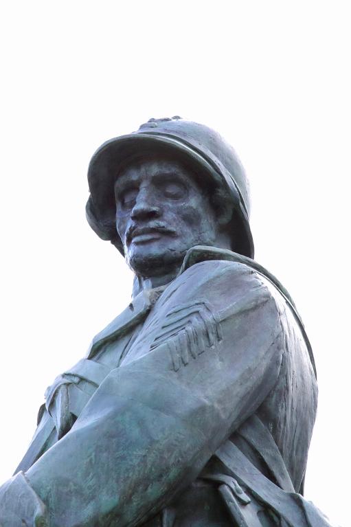 Buste du soldat, détail, 3/4 droit.