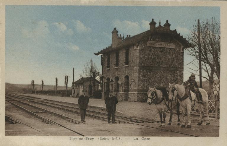 La gare.- Carte postale, vers 1920 (Collection particulière).