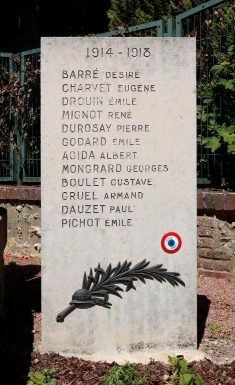 Stèle 1 commémorative de la guerre 1914-1918.