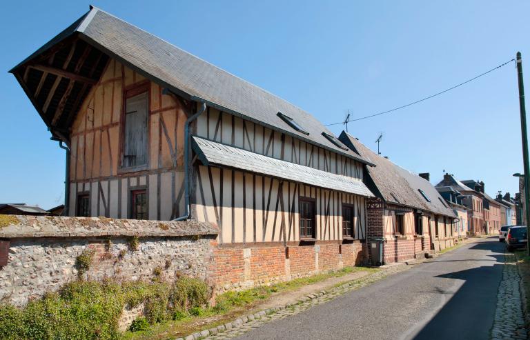 Bâtiment, actuellement maison.- Rue de la Forge.