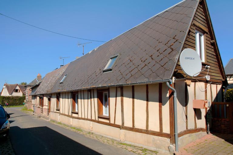 Bâtiment.- Rue de la Forge.