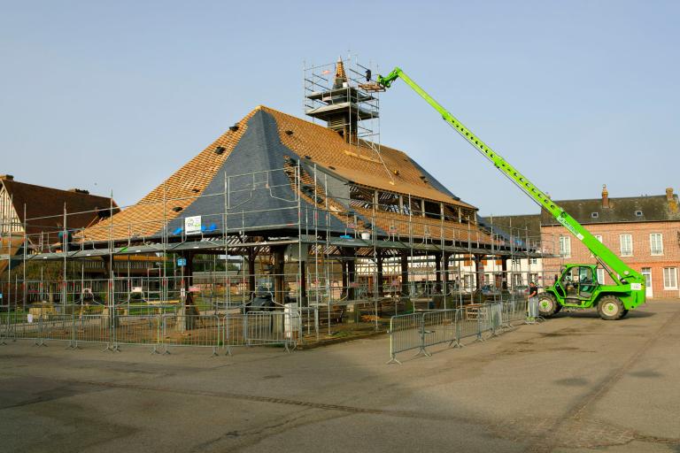 Le marché couvert lors de sa rénovation, en avril 2021.