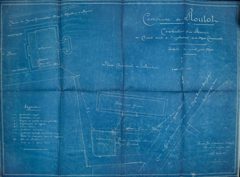 Construction d'un réservoir en ciment armé à l'emplacement de la mare communale.- Plan, Delamare architecte, 1er juin 1923. (AD Eure, 5O6/606). 