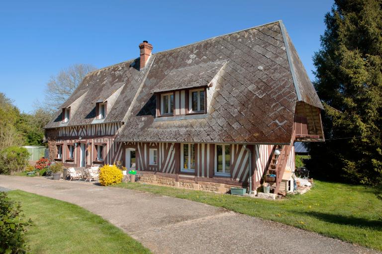 Logis du fermier, vue d'ensemble depuis le sud-est.