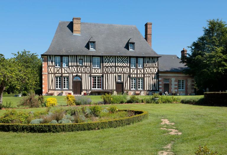 Manoir, façade sud. 