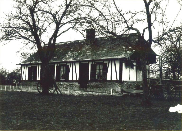 Maison (ZL43).- Photographie du Parc de Brotonne, 1971. 