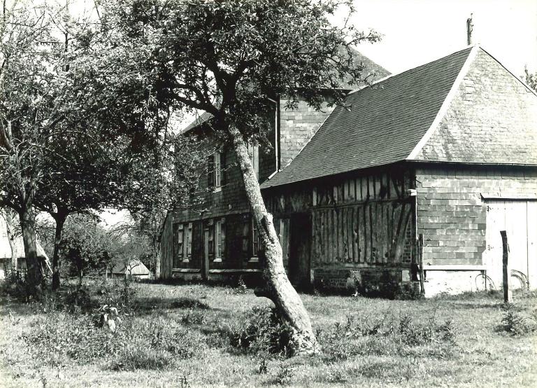 Maison (AB67).- Photographie du Parc de Brotonne, 1971. 