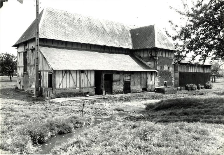 Façade arrière.- Photographie ancienne, Parc de Brotonne, 1971. 