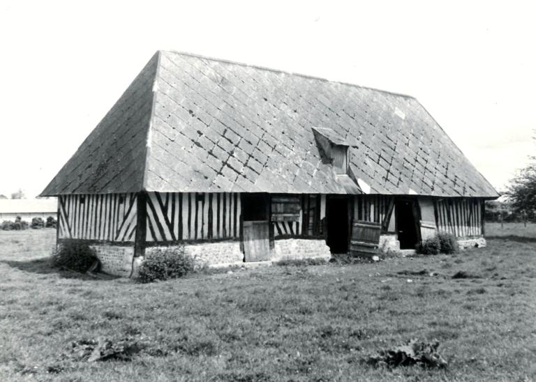 Angle nord-ouest.- Photographie ancienne, Parc de Brotonne, 1971. 