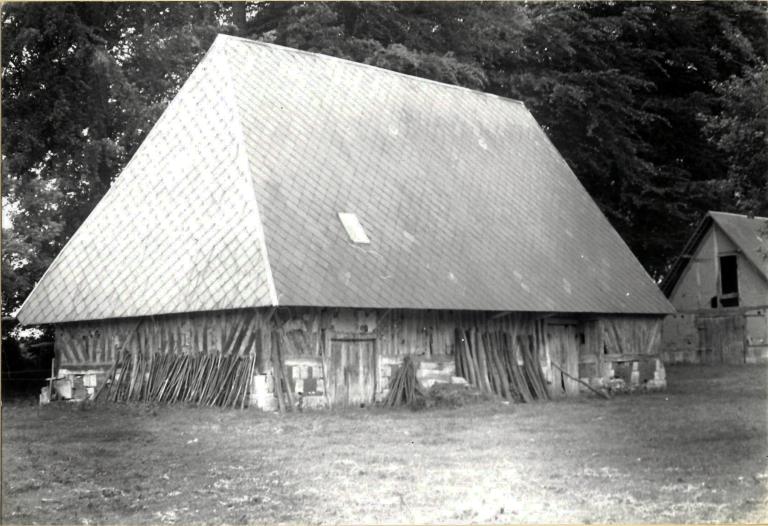 Pressoir.- Photographie ancienne, Parc de Brotonne, 1971. 