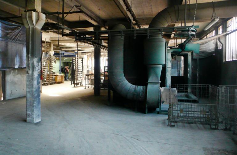 Vue intérieure du rez-de-chaussée de l'ancien atelier de fabrication des selles.