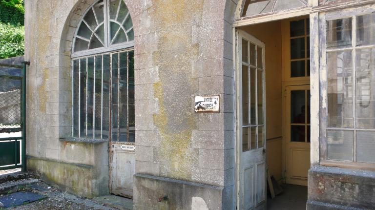 Entrée de l'ancienne filature.