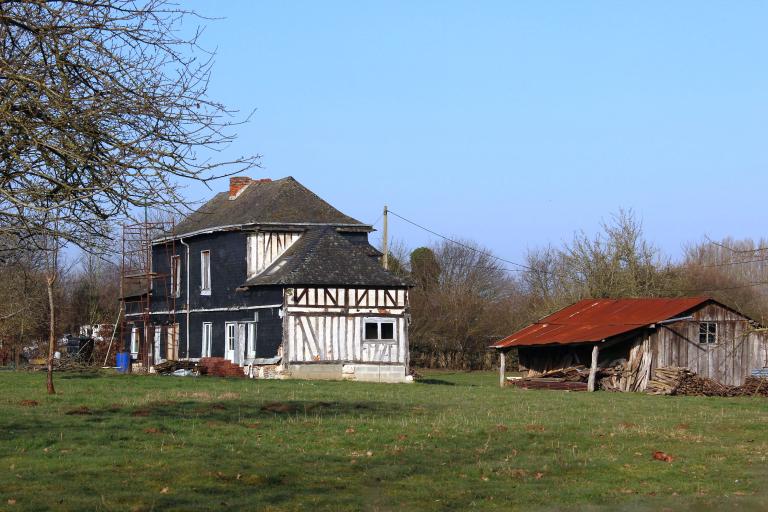 Maison de ferme.- Rue de la Neuville. 