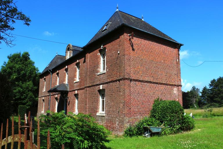 Maison de maître, angle sud-est.- 4, rue des Janviers. 