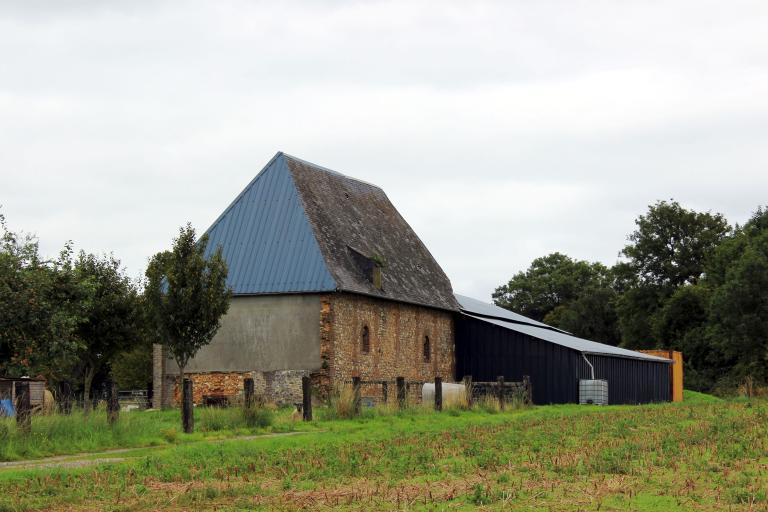 Grange.- 16, route du Landin. 