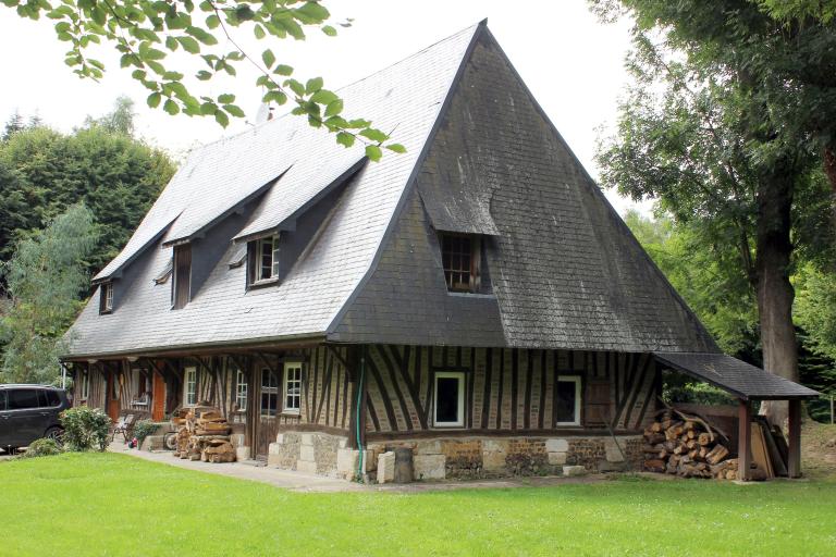 Ancien pressoir, actuellement maison.- Rue de la pépinière. 