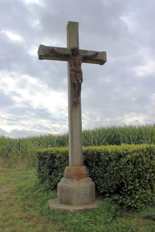 Calvaire.- Ancien lieu-dit de la Croix aux moines. 