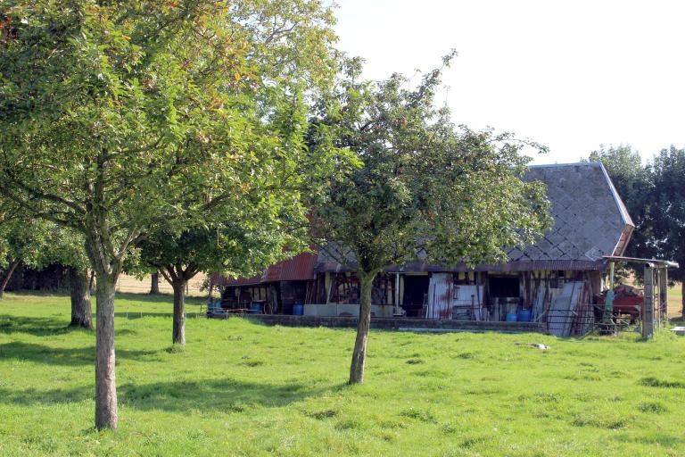 Verger et étable, ferme des Cauchies.- 19, route de Routot. 