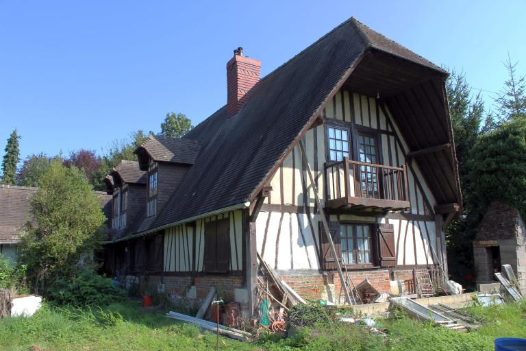 Ancien pressoir, actuellement maison (ferme des Cauchies).- 21, route de Routot. 