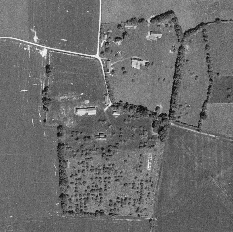 Ferme de Thibouville.- Vue aérienne (Géoportail), 1973